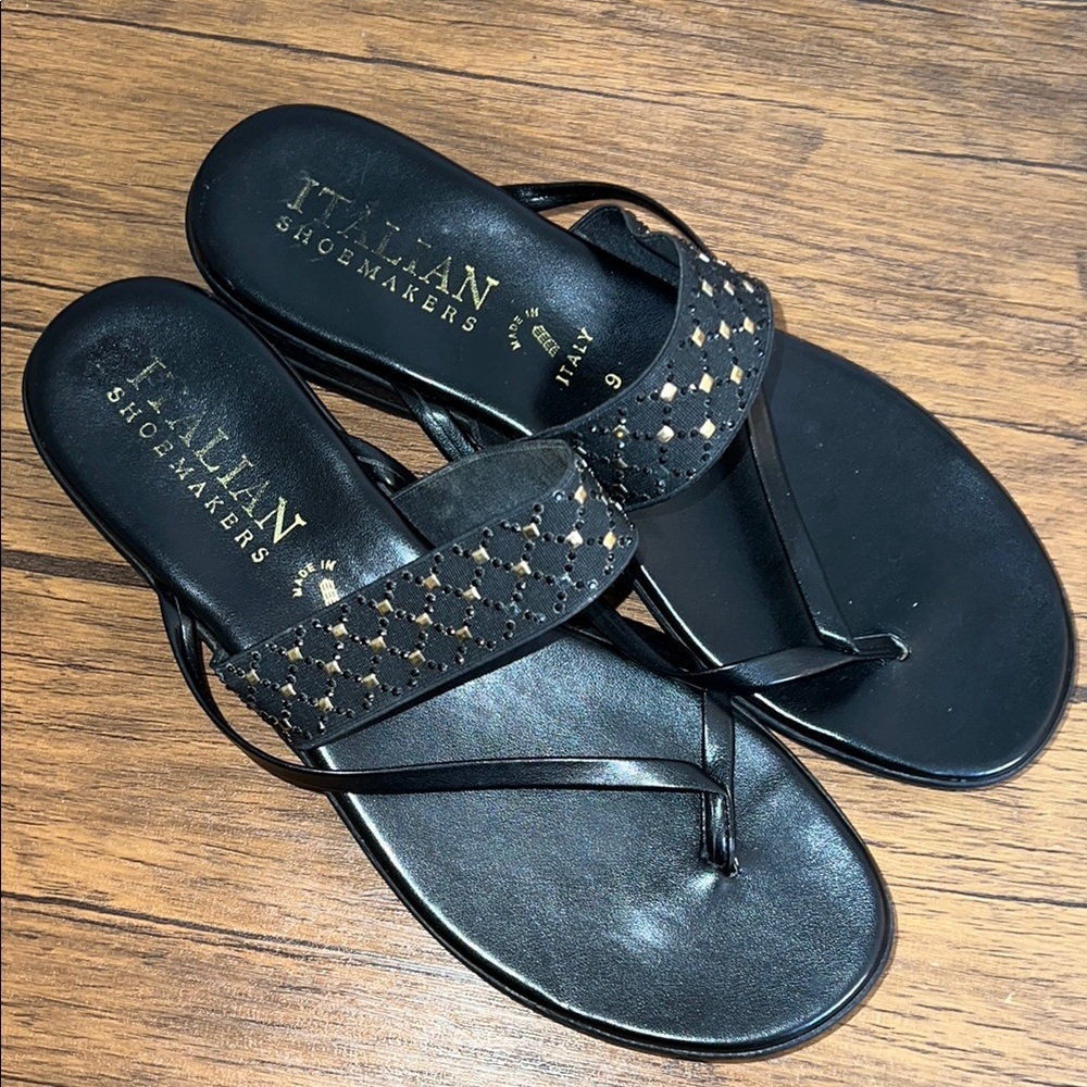 Italian Shoemakers Black Studded Sandals- 9